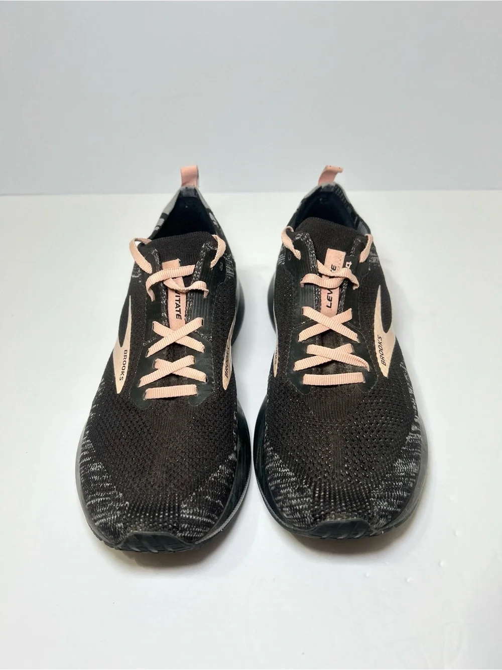 Brooks levitate running
