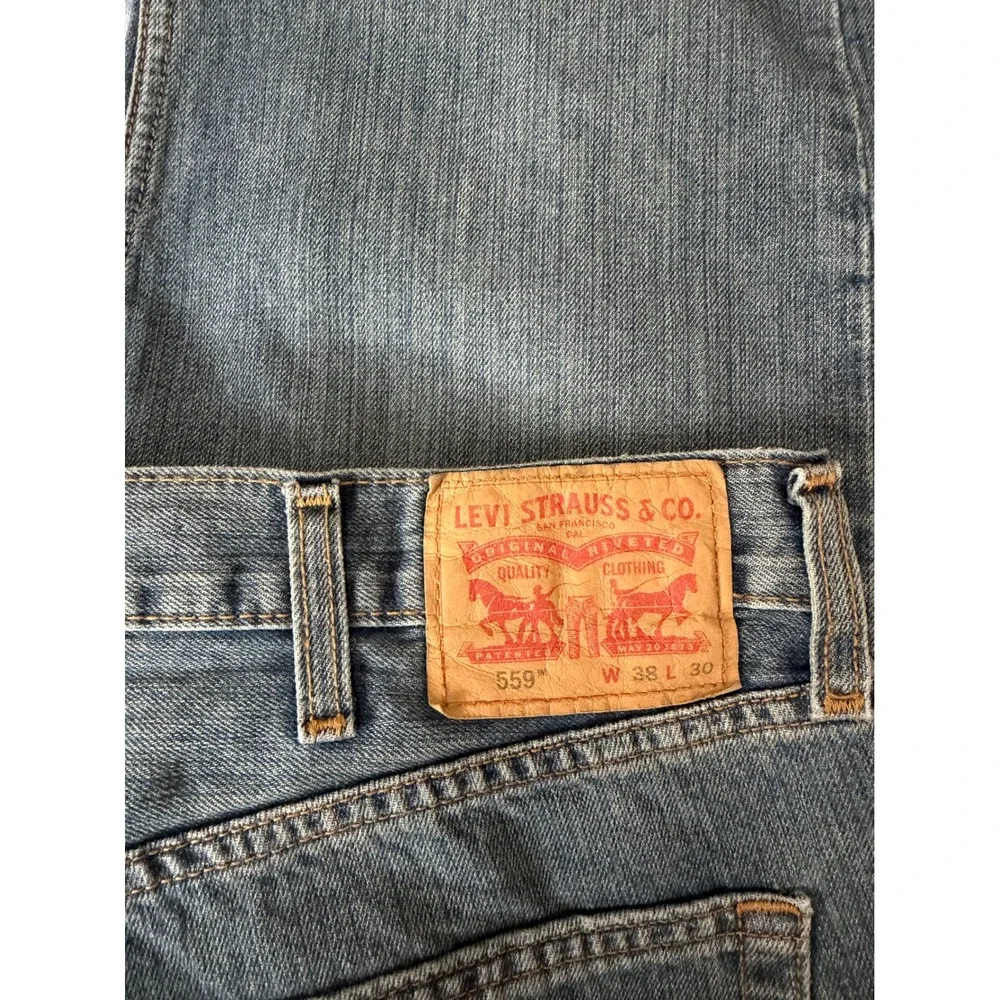Levis 559 Relaxed Straight Jeans Mens 38x30 Blue Medium Wash WaterLess Denim