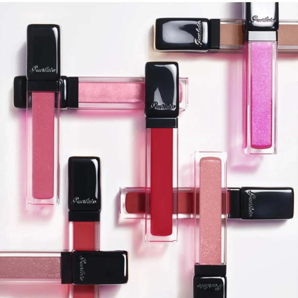 GUERLAIN wearing long
