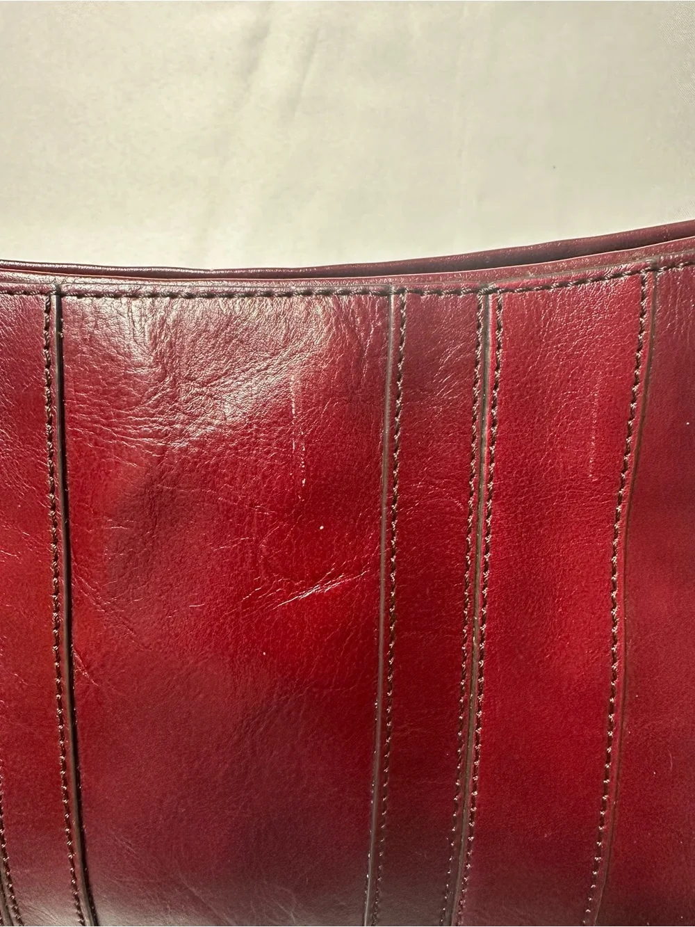 Etienne Aigner beautiful oxblood