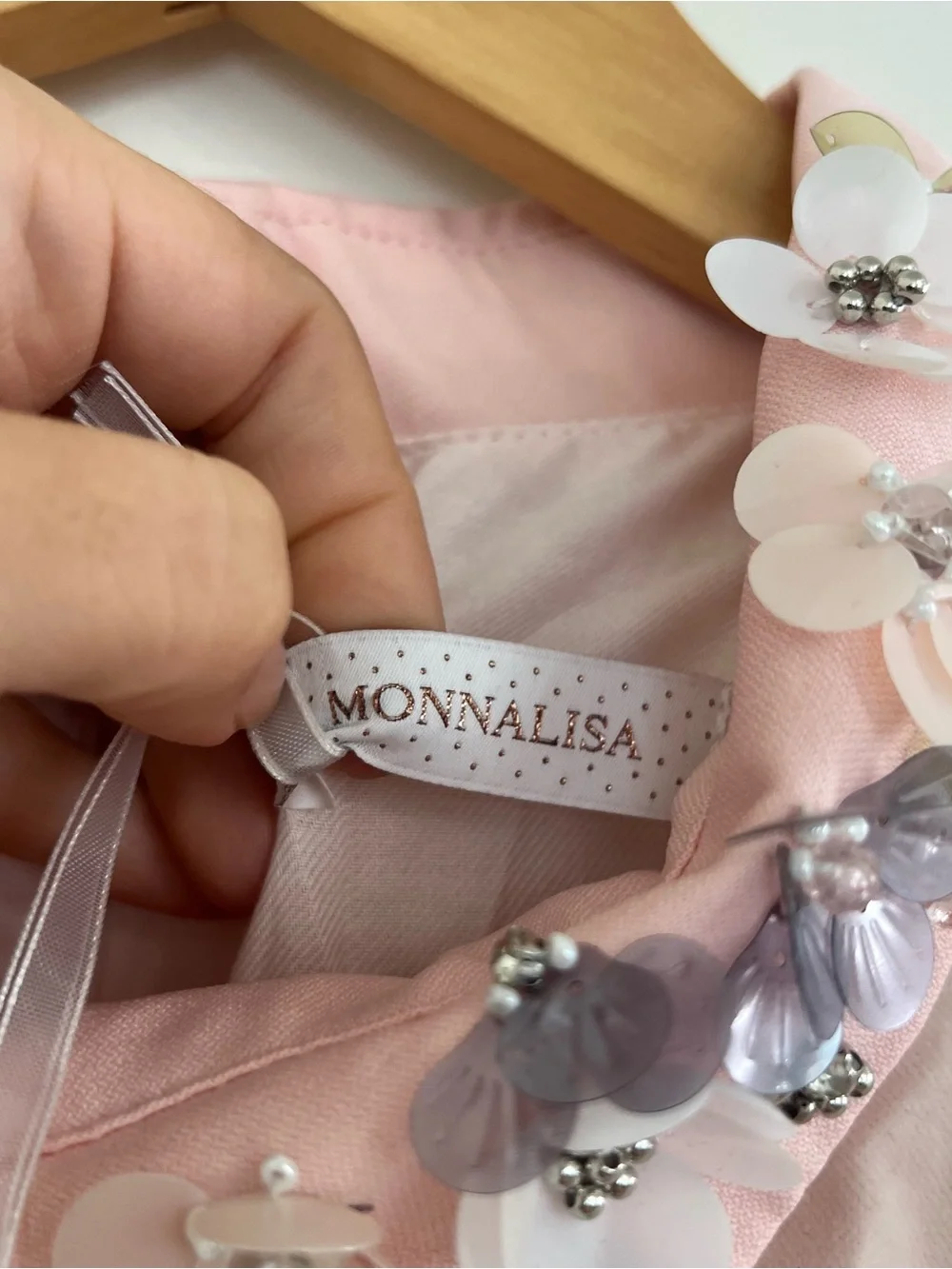 MonnaLisa elegant blush