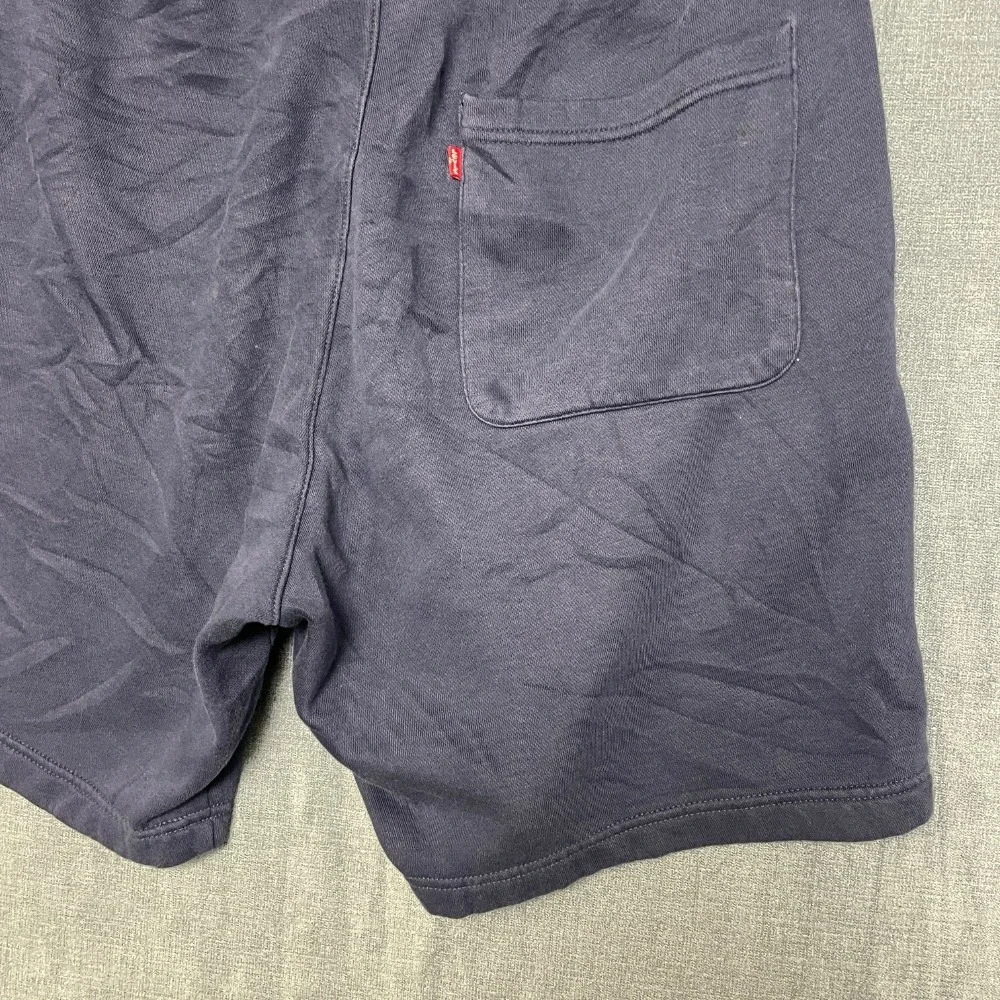 Levi's Sweat Shorts Mens Medium Navy Blue Logo Fleece Lined Flat Front Mid Rise