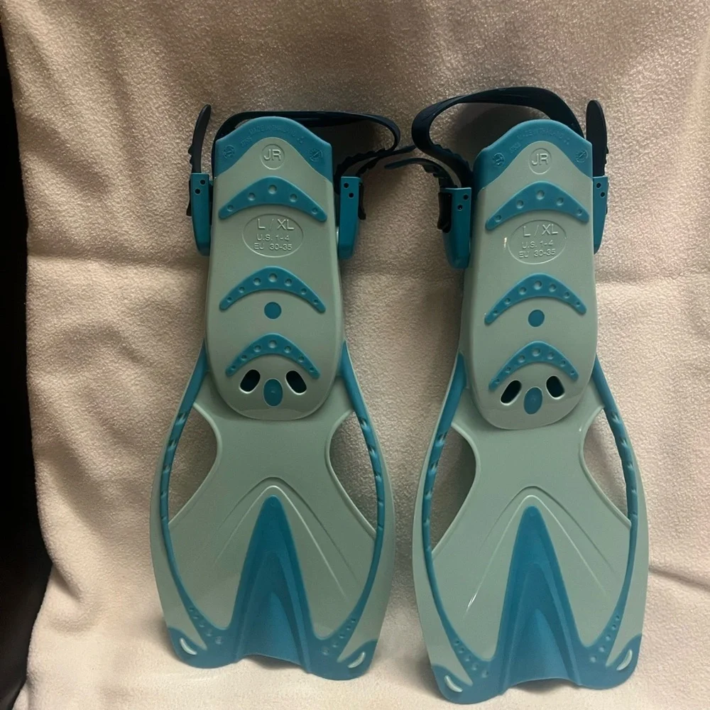 Speedo swim fins