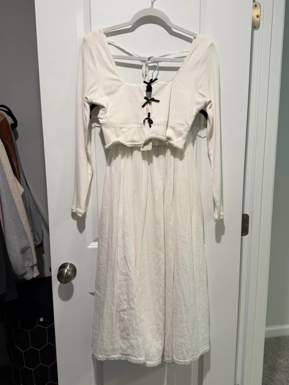 Free People crop nwt welcome