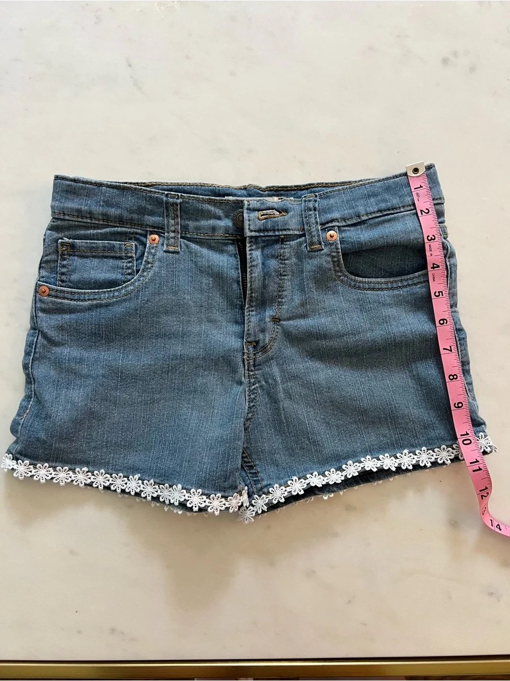 Levis levi girlfriend