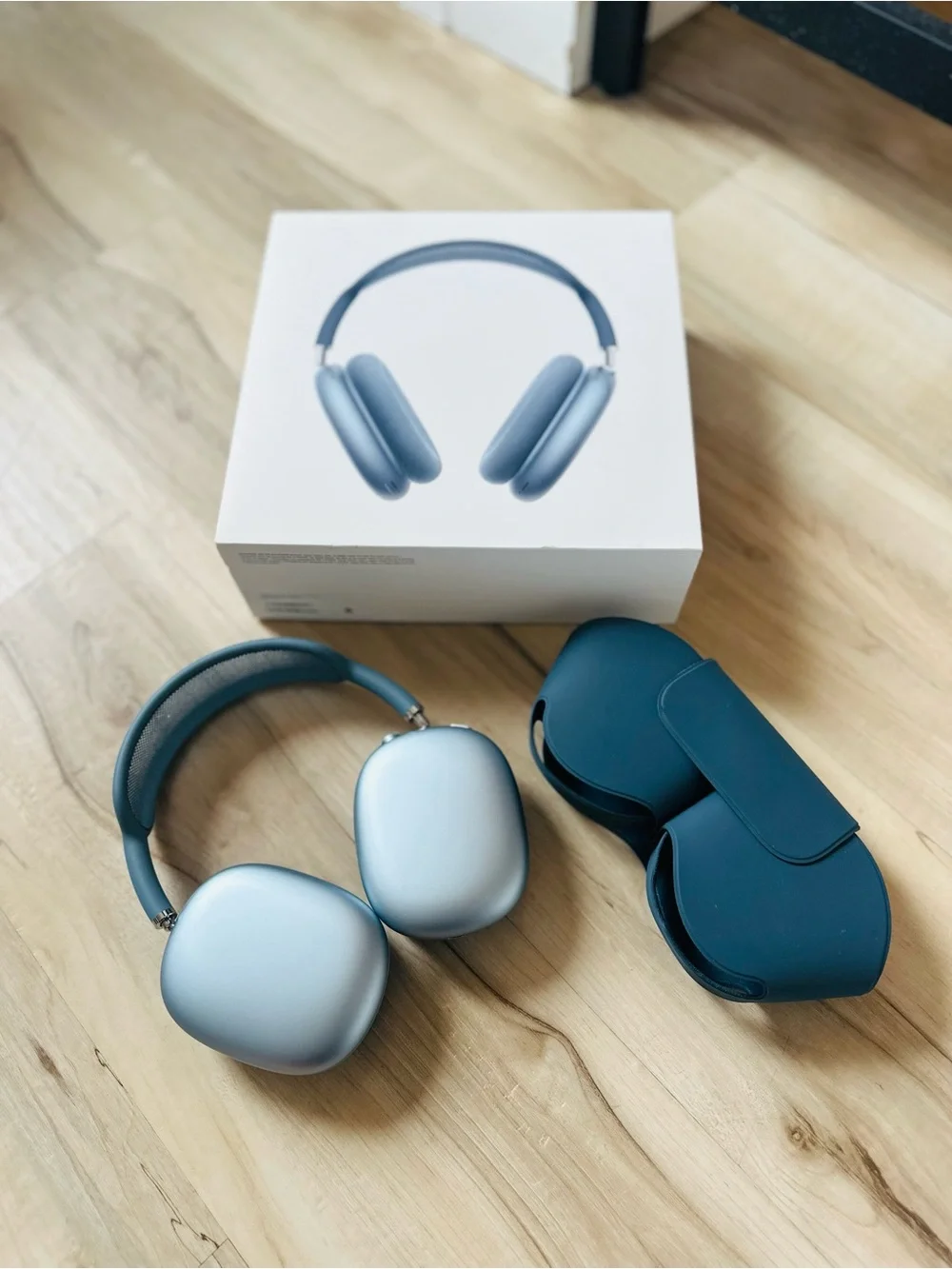 Light Blue Apple AirPods Max Headphones - New with Box
