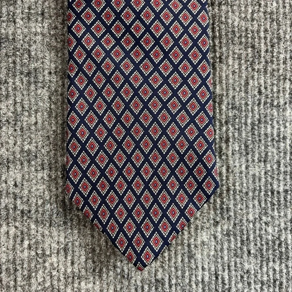 Graham & Lockwood London Mens Silk Tie Navy Blue Red Geometric Diamond Pattern