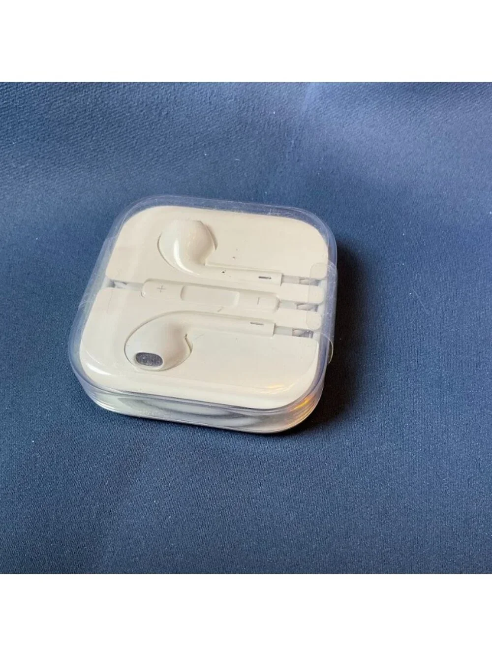 Apple EarPods USB-C Genuine OEM Wired Earbuds Open Box