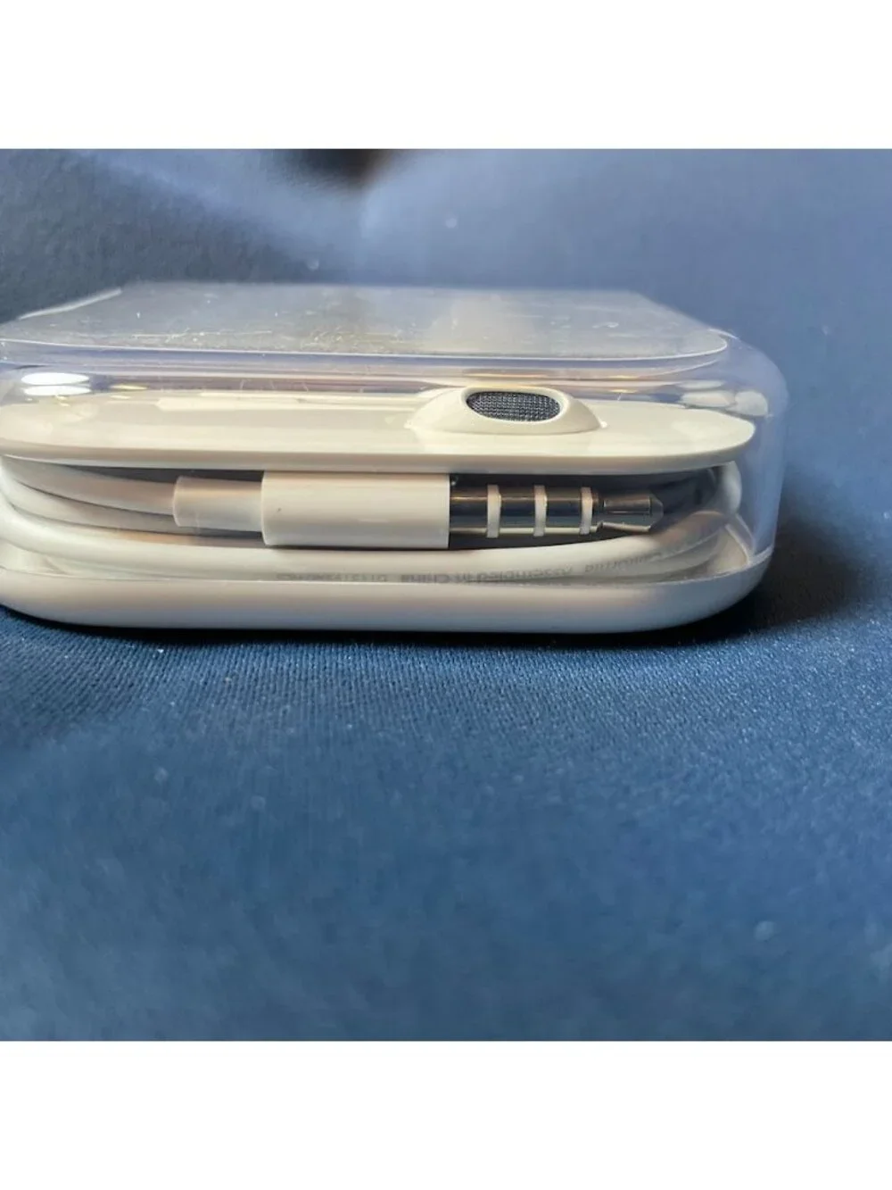 Apple EarPods USB-C Genuine OEM Wired Earbuds Open Box
