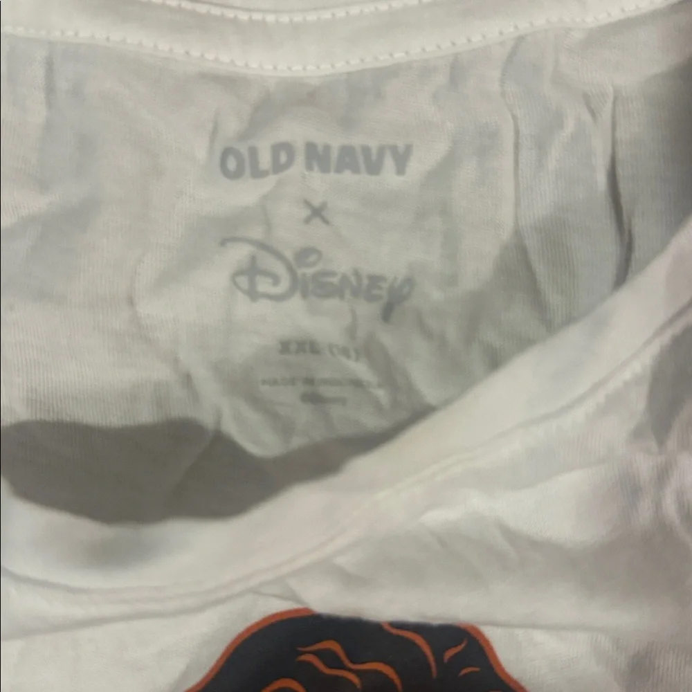Old Navy white old