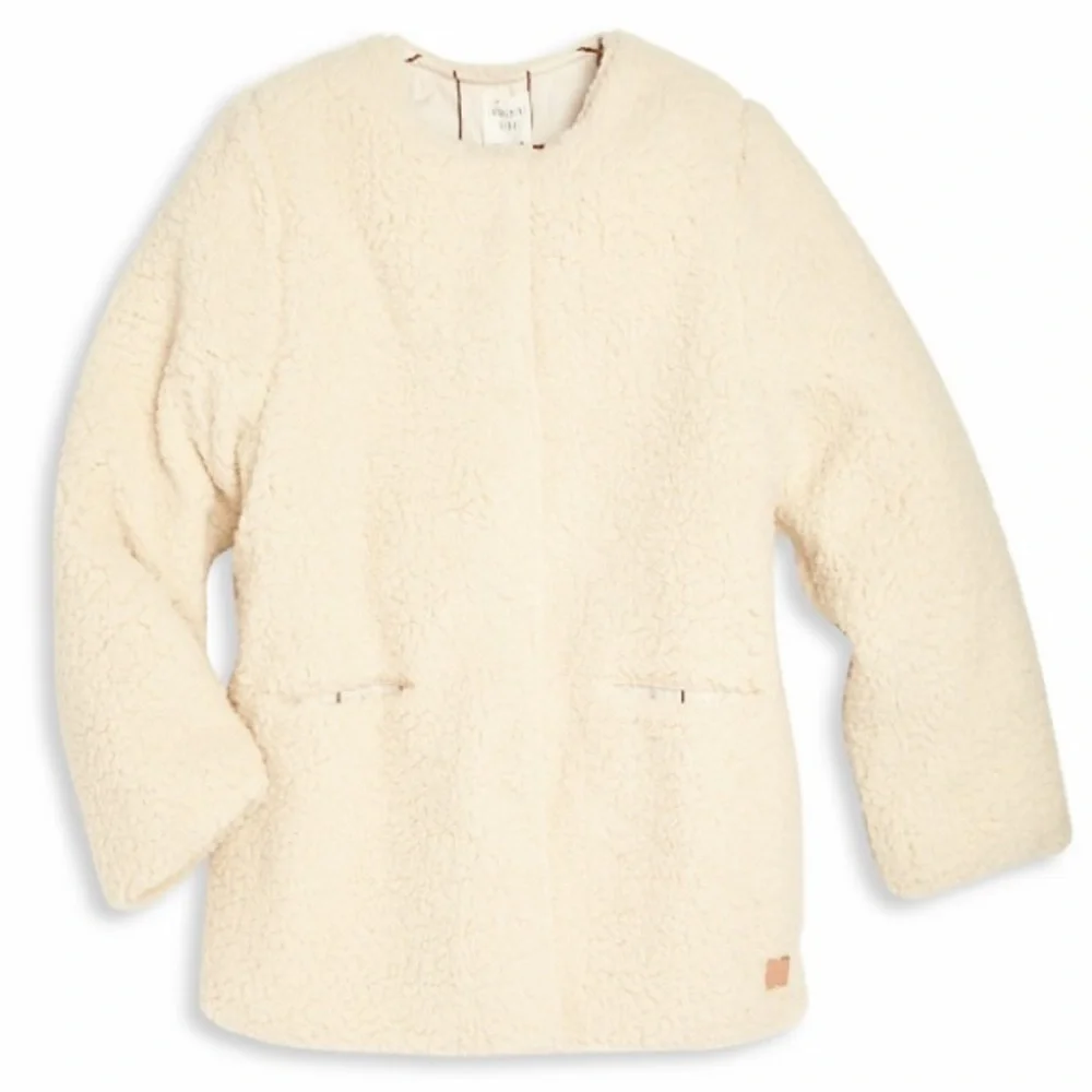 Carrement Beau cute cozy