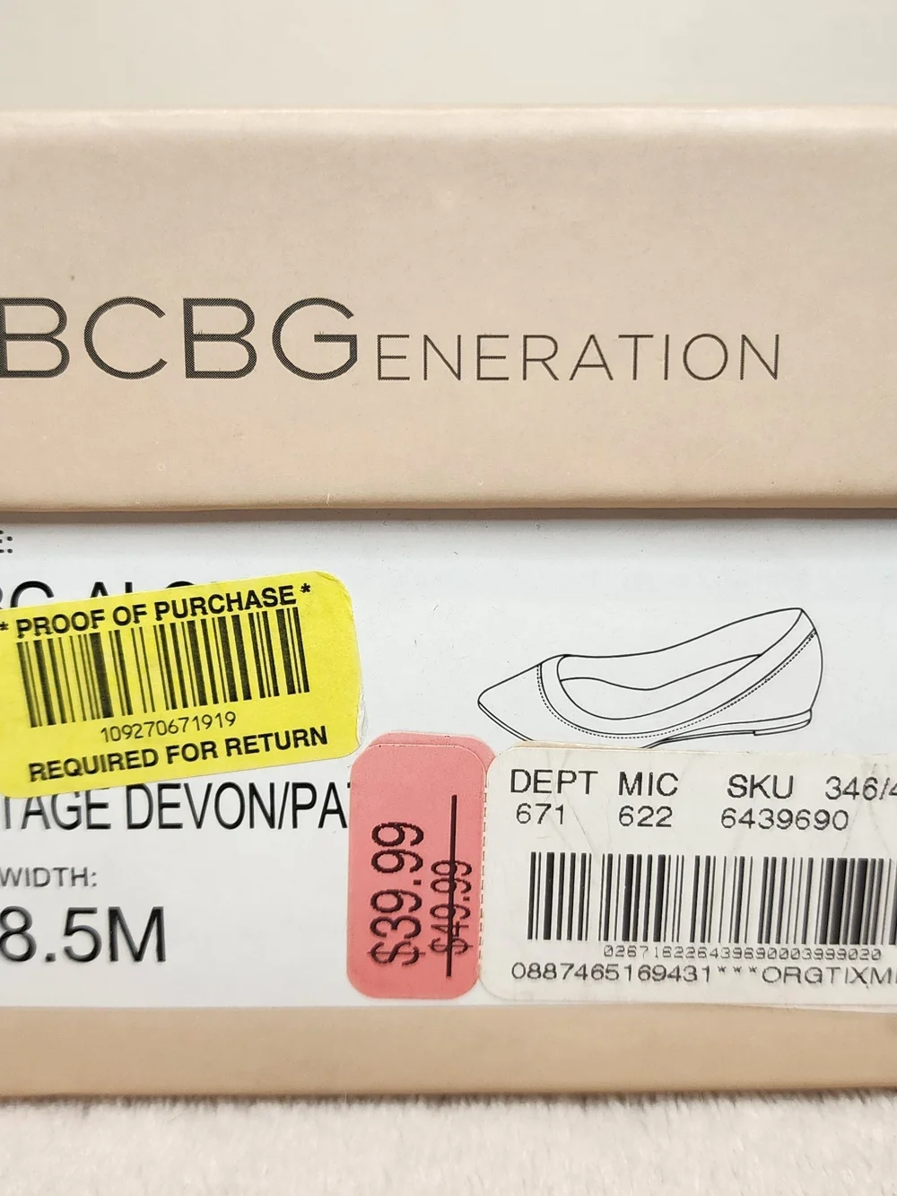 BCBGeneration pointed toe
