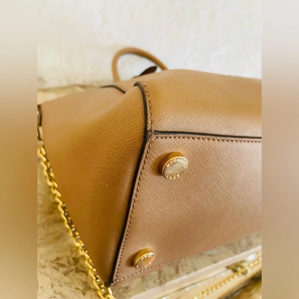 Michael Kors mk satchel