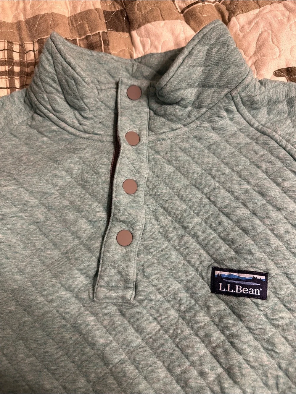 L.L. Bean Quilted Crewneck Pullover Sweater in Light Blue