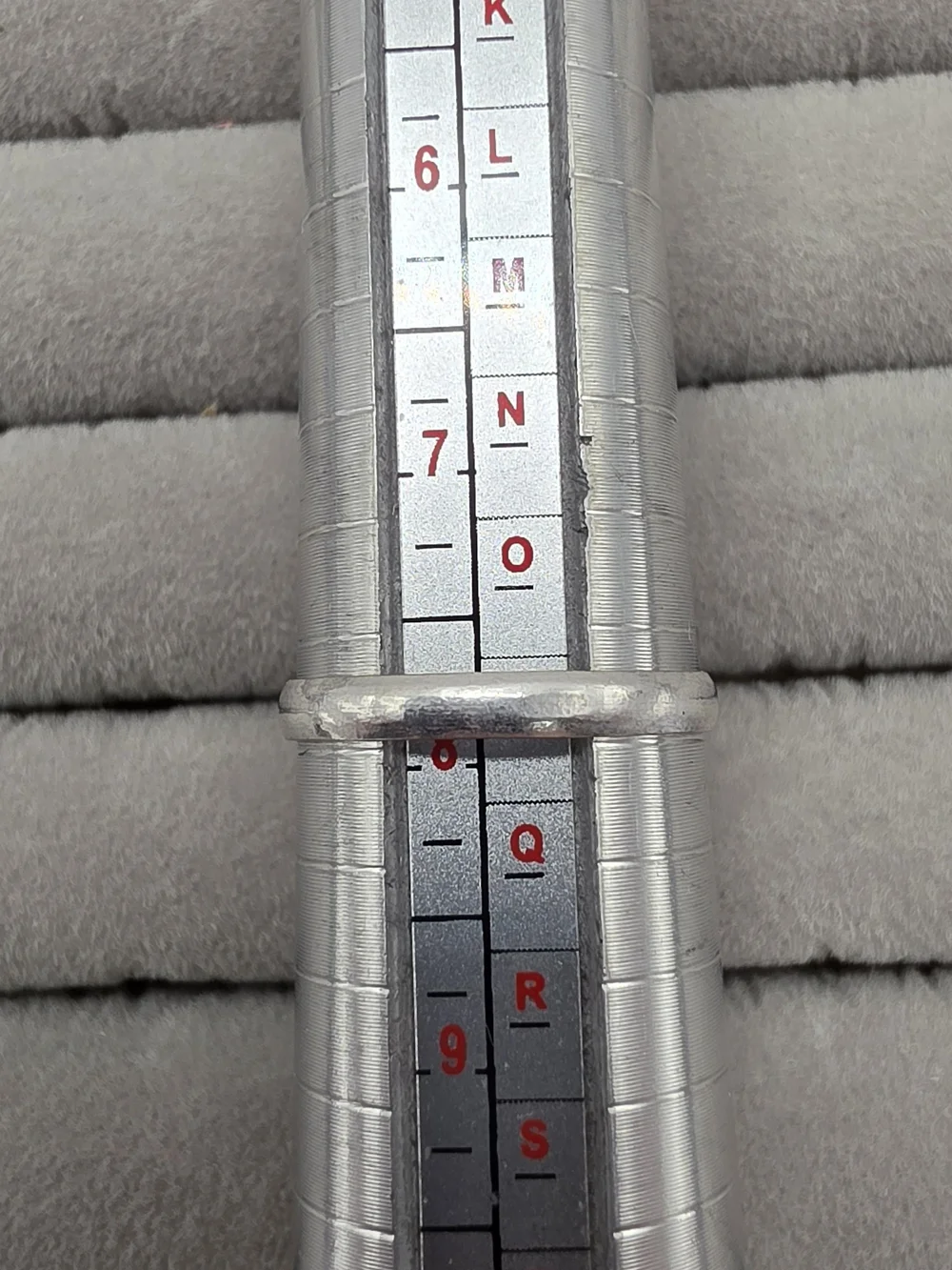 N/A elegant silver