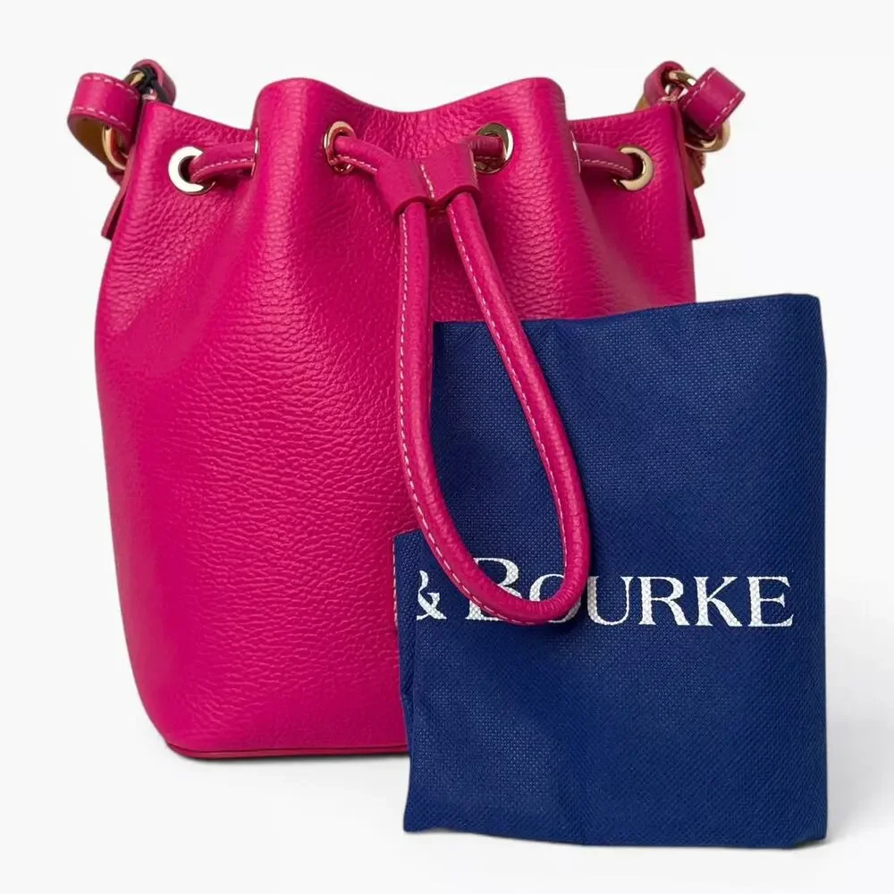 Dooney & Bourke authentic dooney