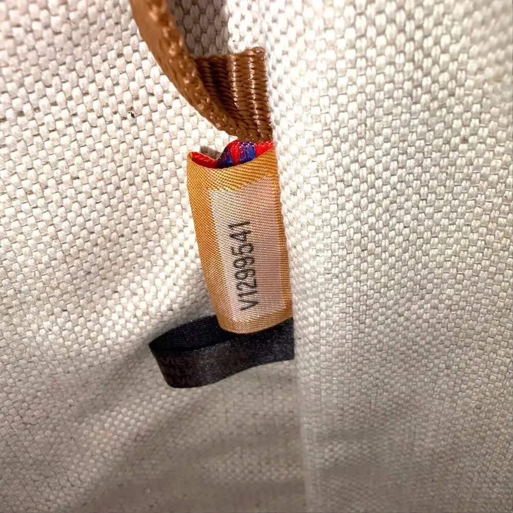 Dooney & Bourke authentic dooney