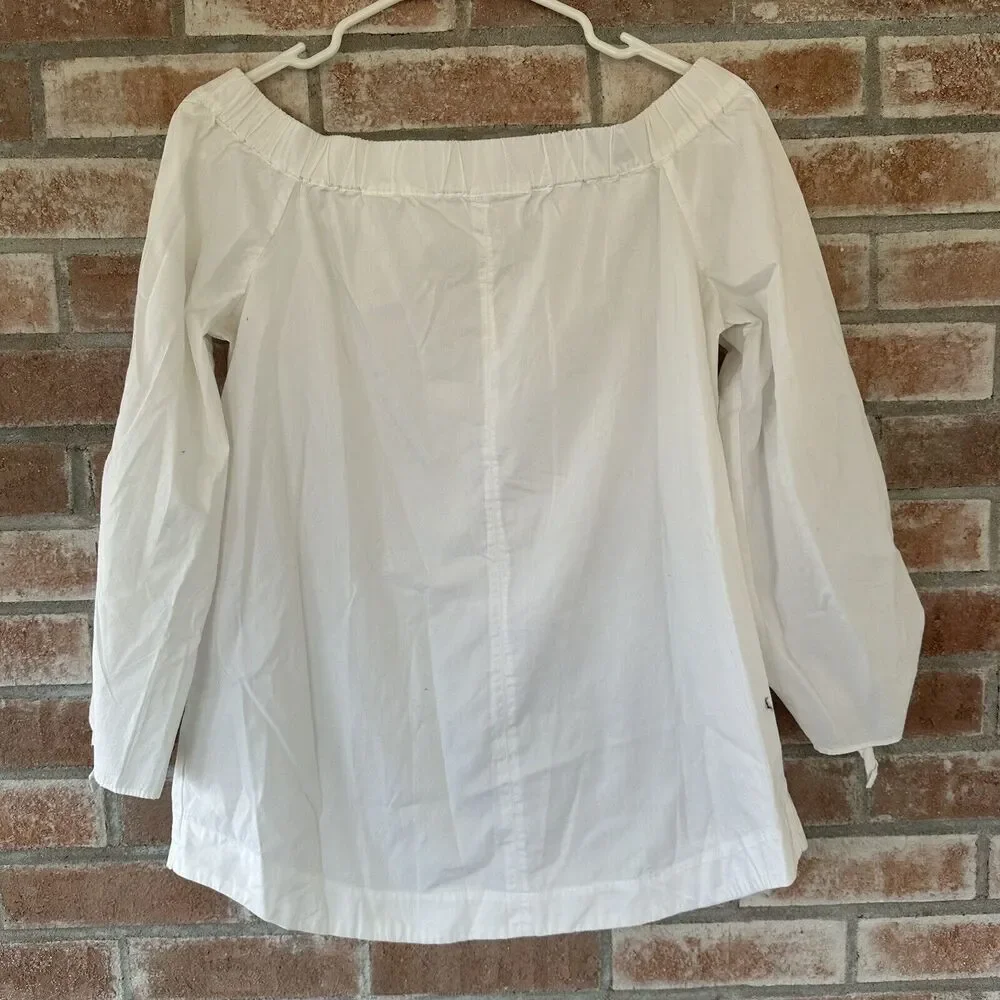 Free People reposhing or around