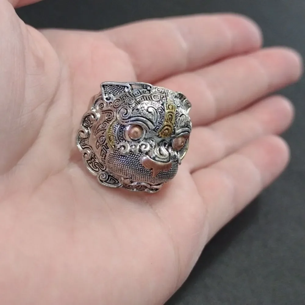 Unbranded gorgeous ring