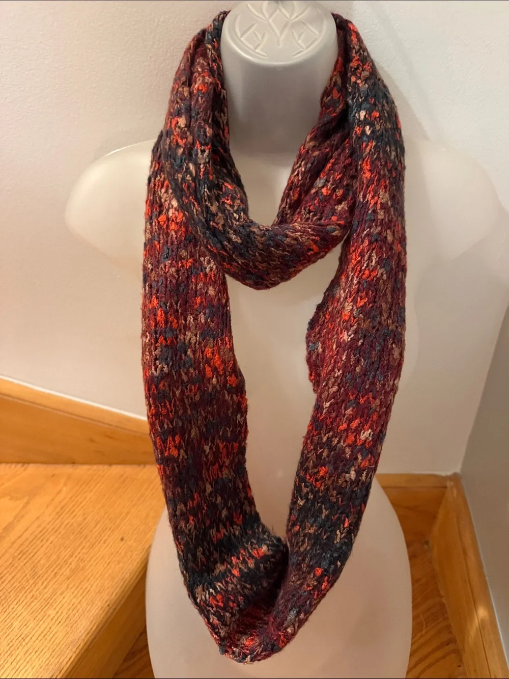 Coldwater Creek chunky infinity
