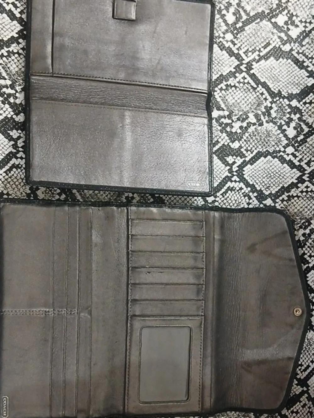Coach classic shoulder