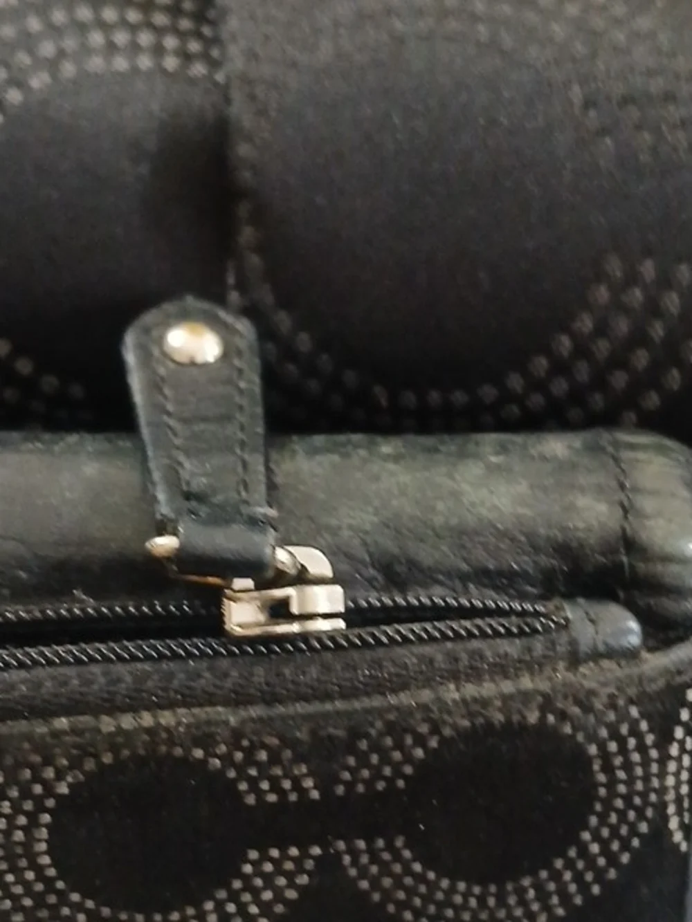 Coach classic shoulder