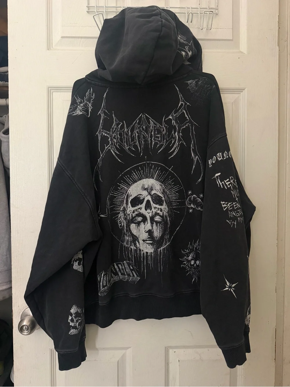 YoungLA size large
