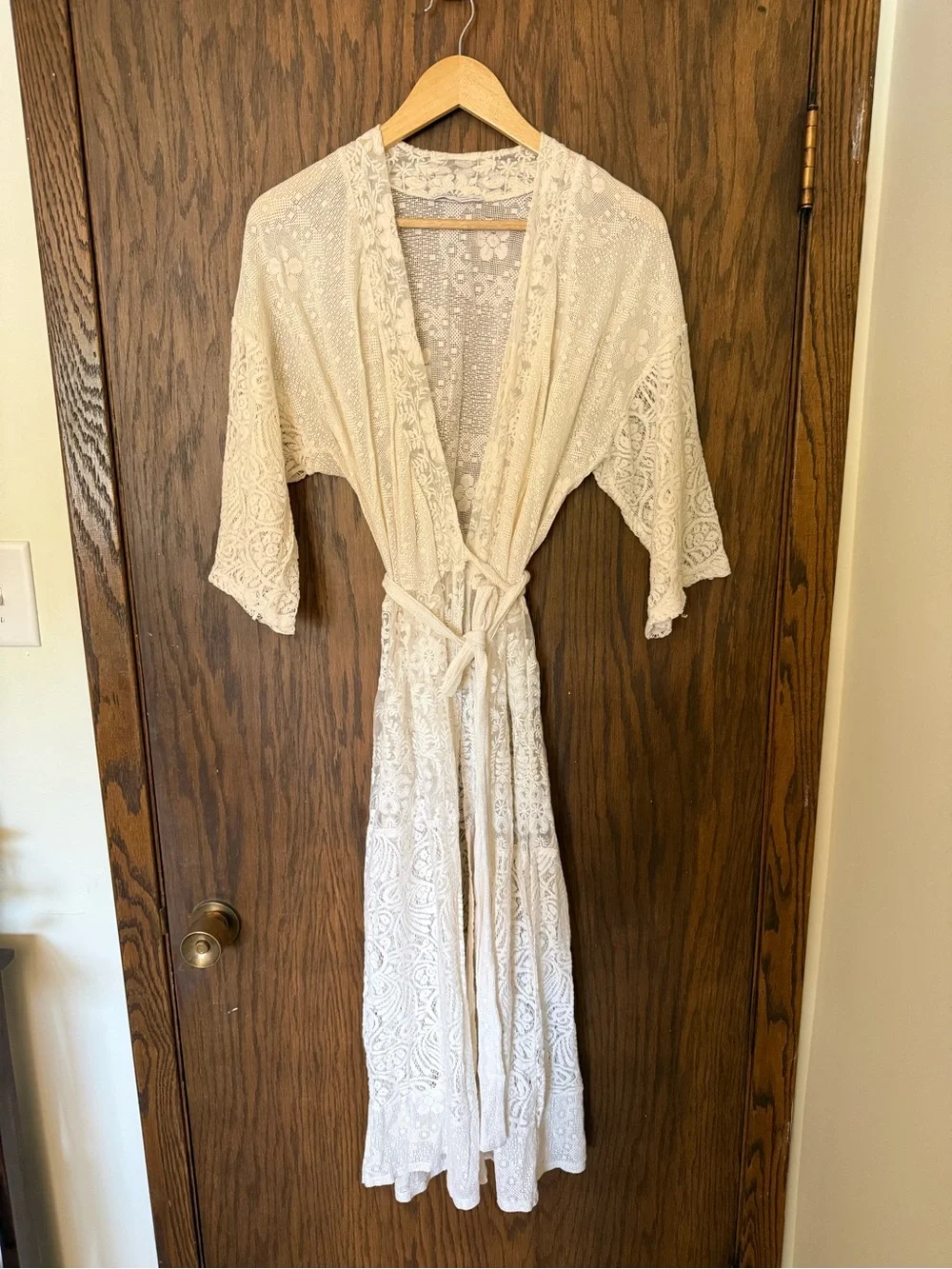 ZARA Cream Lace Kimono Duster Flowing Wrap Dress Cover-Up Beach Vacation Boho M