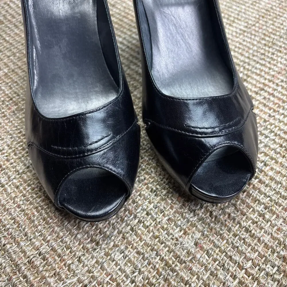 Stuart Weitzman 📏 size
