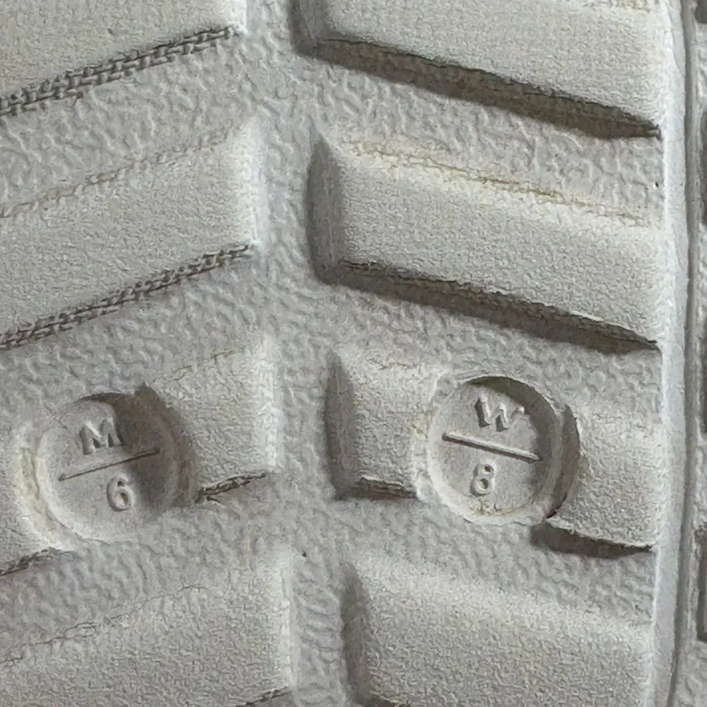 CROCS color white