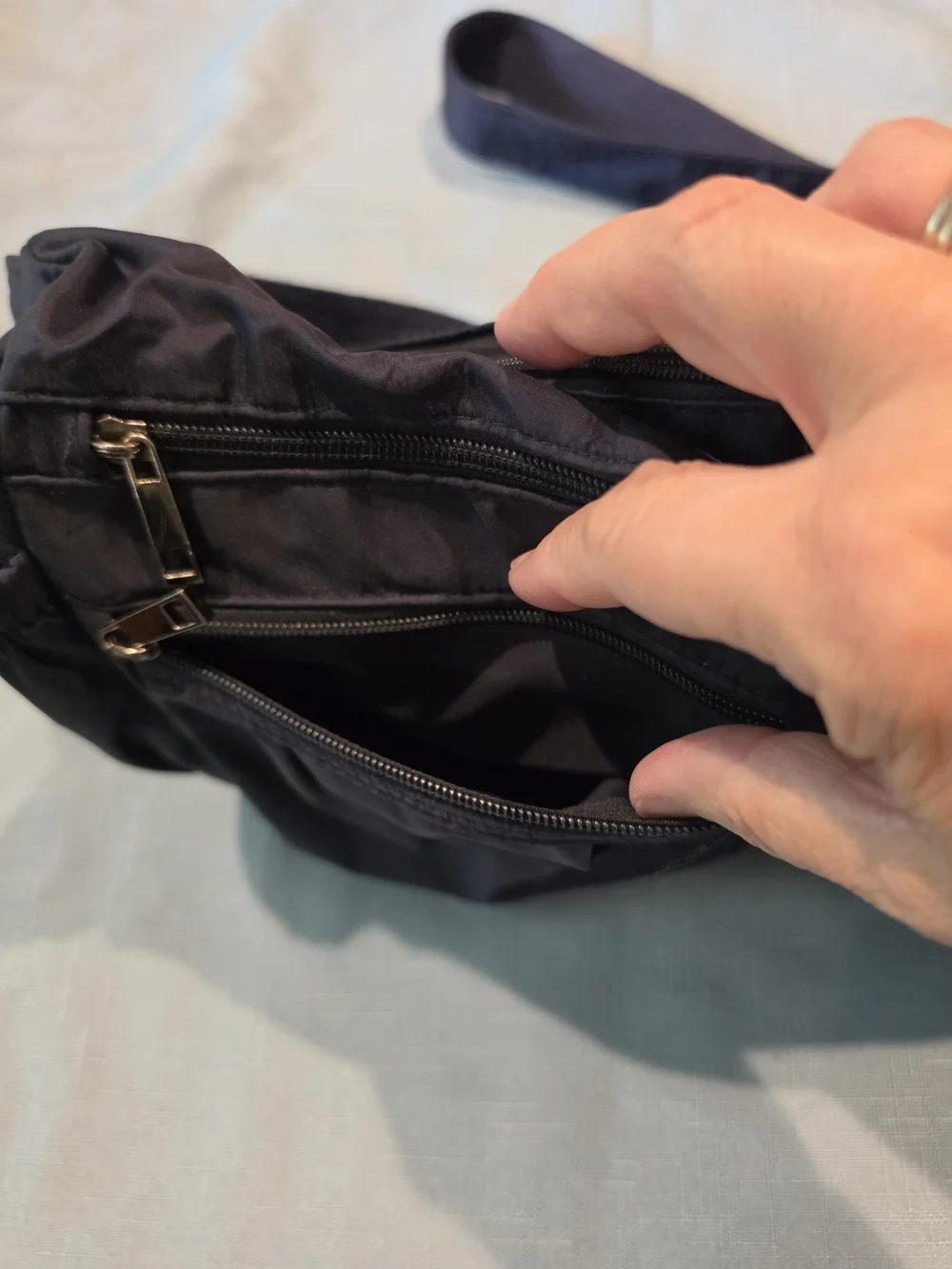 N/A lightweight navy