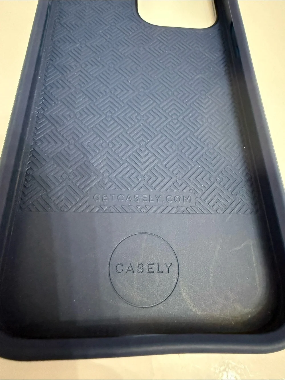 casely slim protective