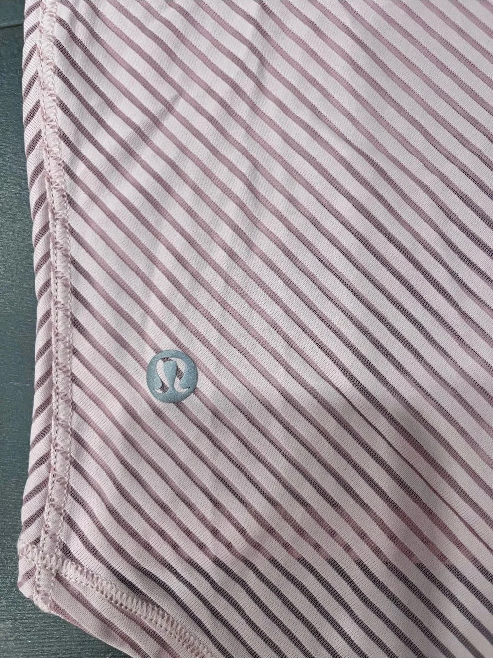 lululemon athletica lightweight pink