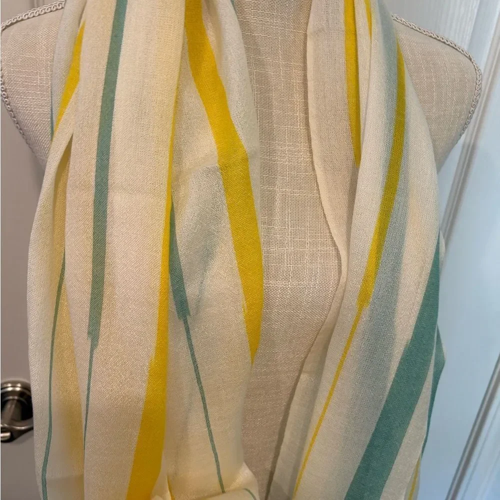 Hermes elegant scarf