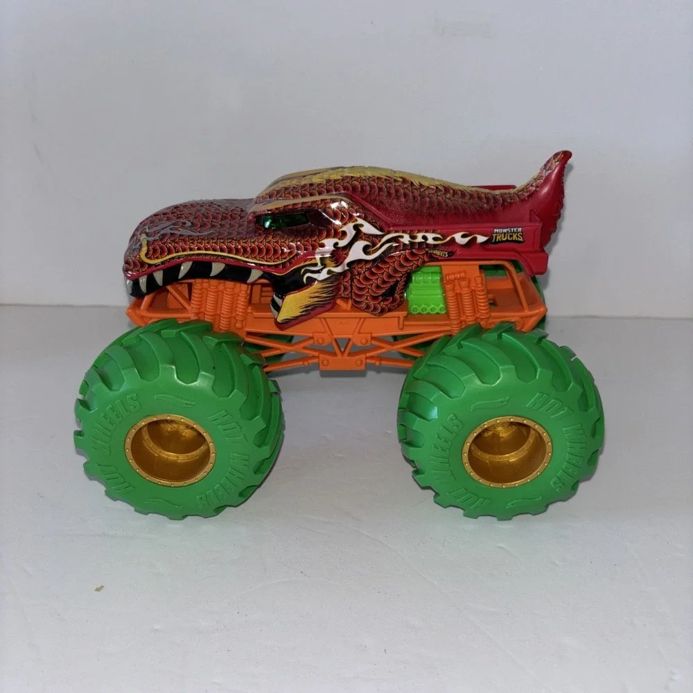 Hot Wheels mega wrex