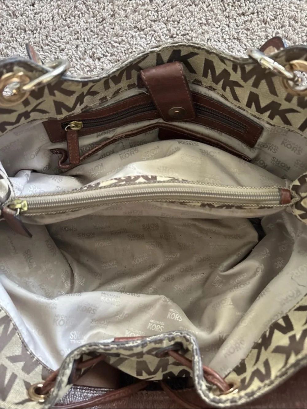 Michael Kors classic michael