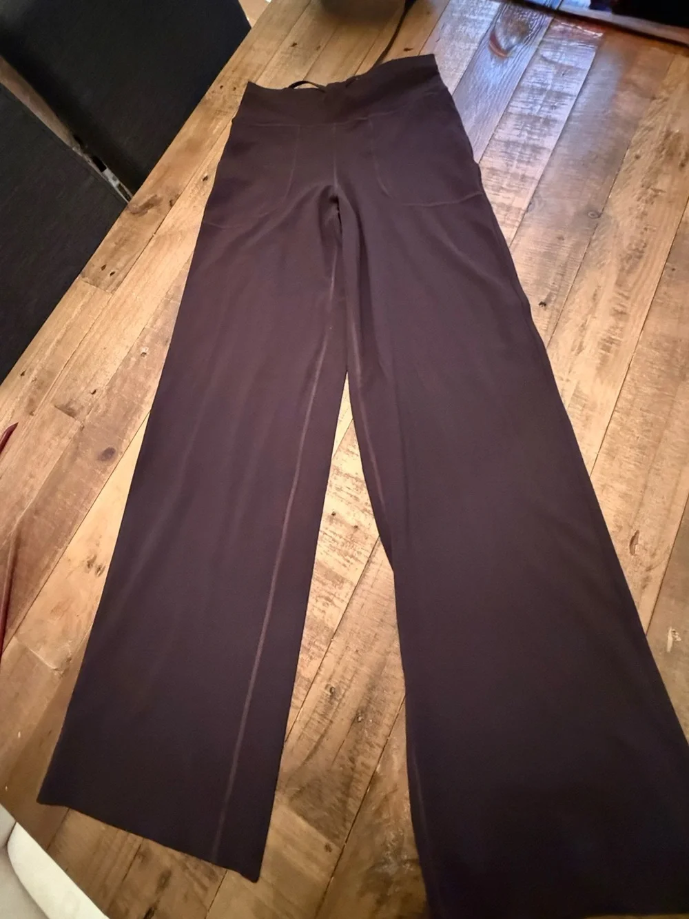 lululemon athletica ship from
