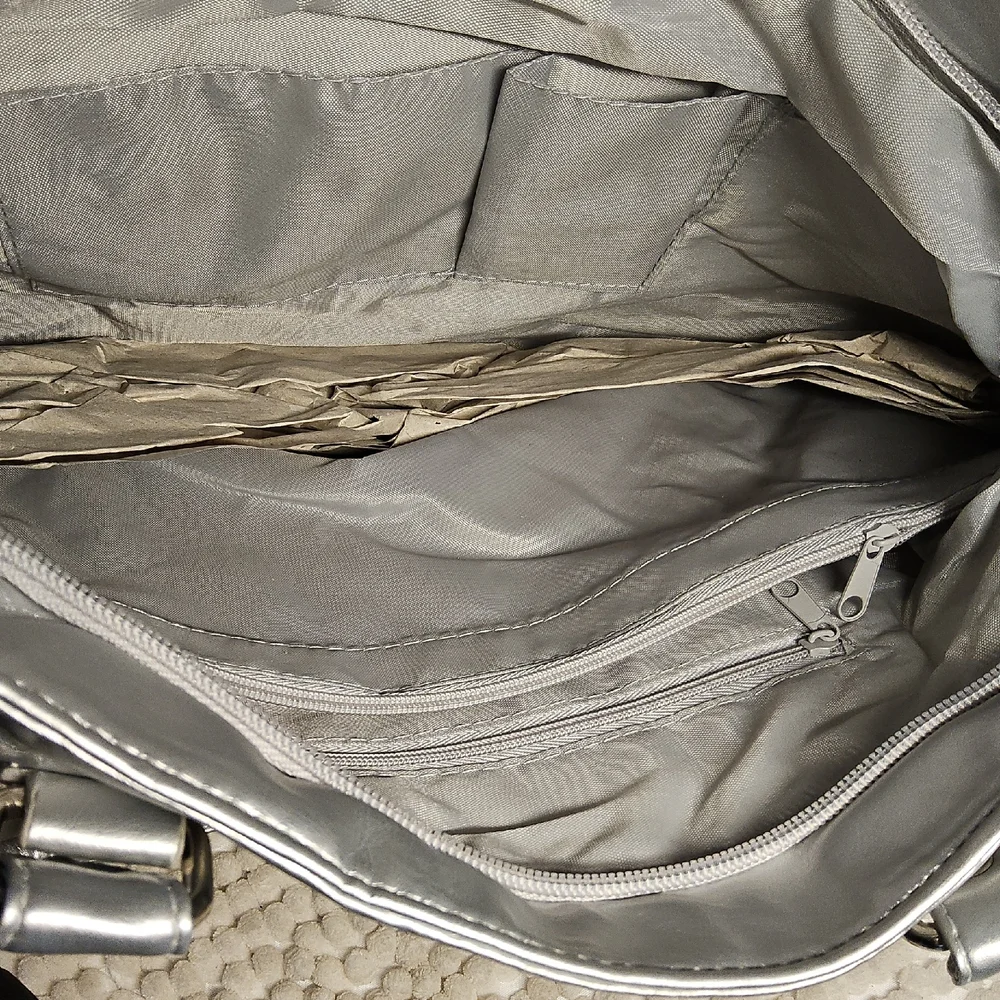 NWOT Metallic Silver Crown Shoulder Bag