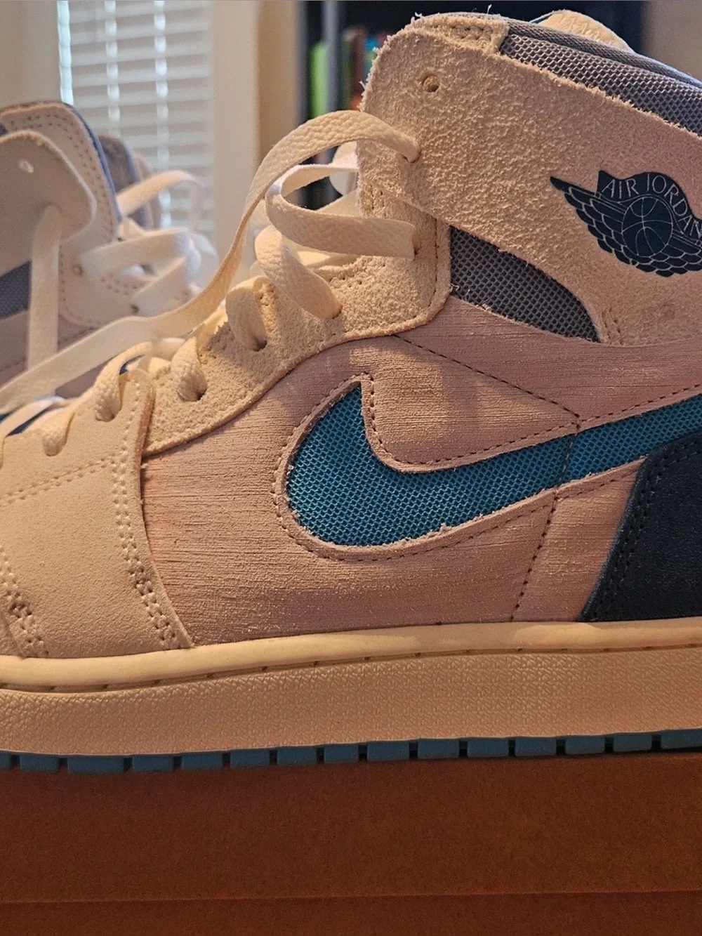 Jordan high zoom