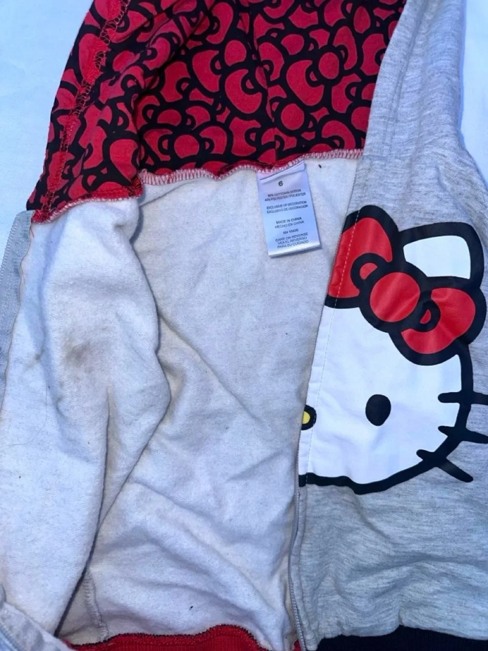Hello Kitty light gray