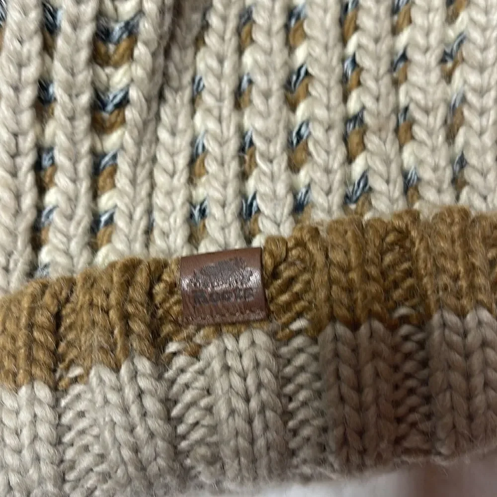 Roots canada beige