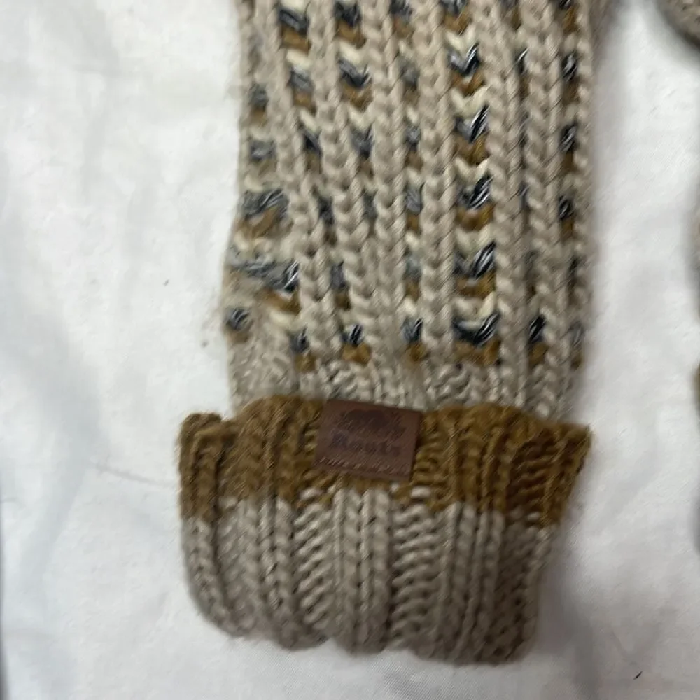 Roots canada beige