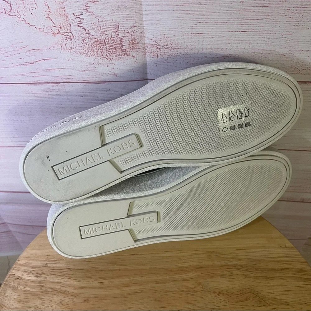 Michael Kors will receive