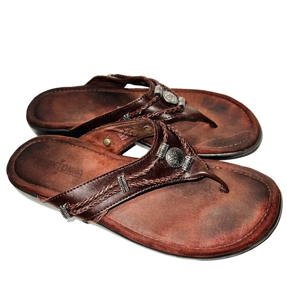 Minnetonka silverthorne thong