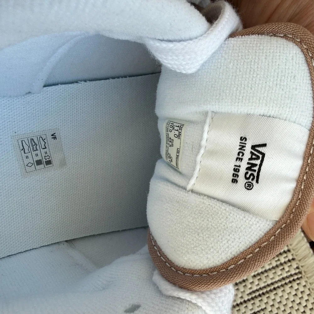Vans chukka push