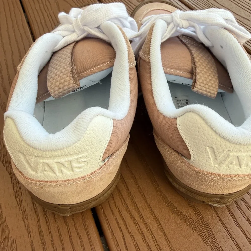 Vans chukka push