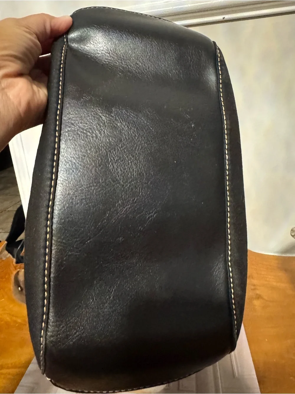 Etienne Aigner classic black
