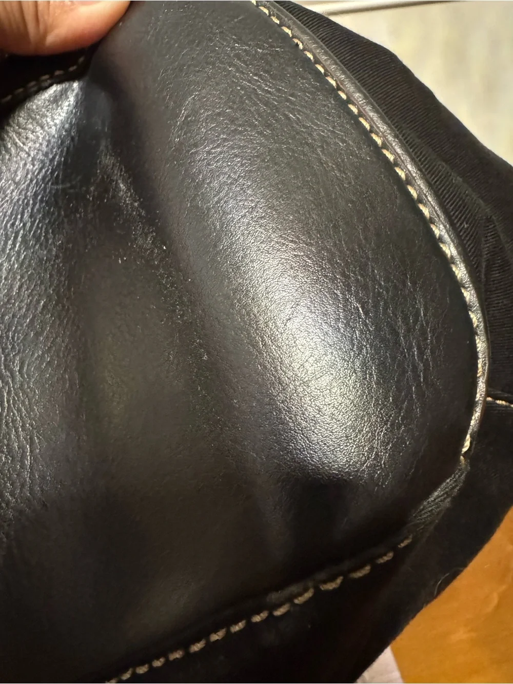 Etienne Aigner classic black