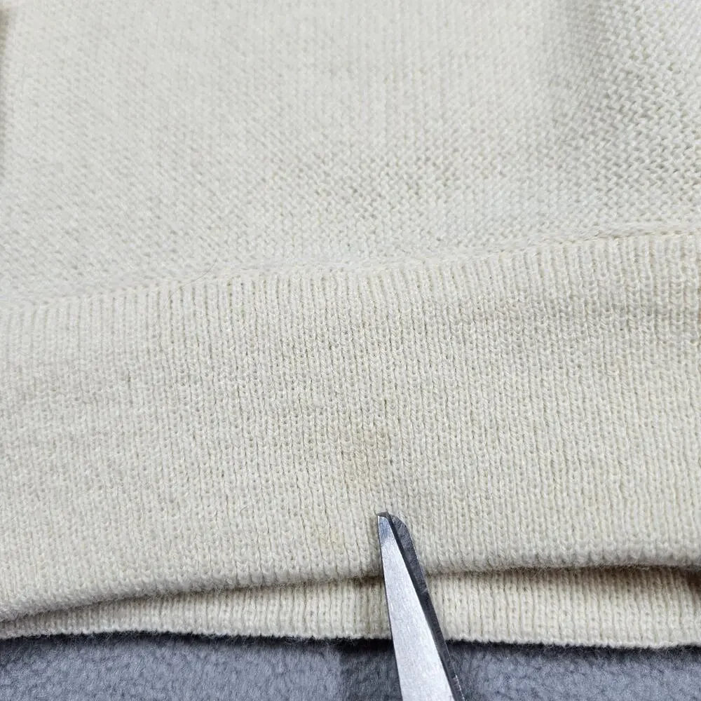 VINTAGE Izod Sweater Mens‎ Small Ivory Acrylic V-neck Cardigan Logo Grandpa