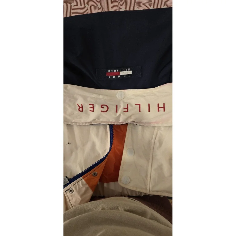 Tommy Hilfiger embrace nostalgia